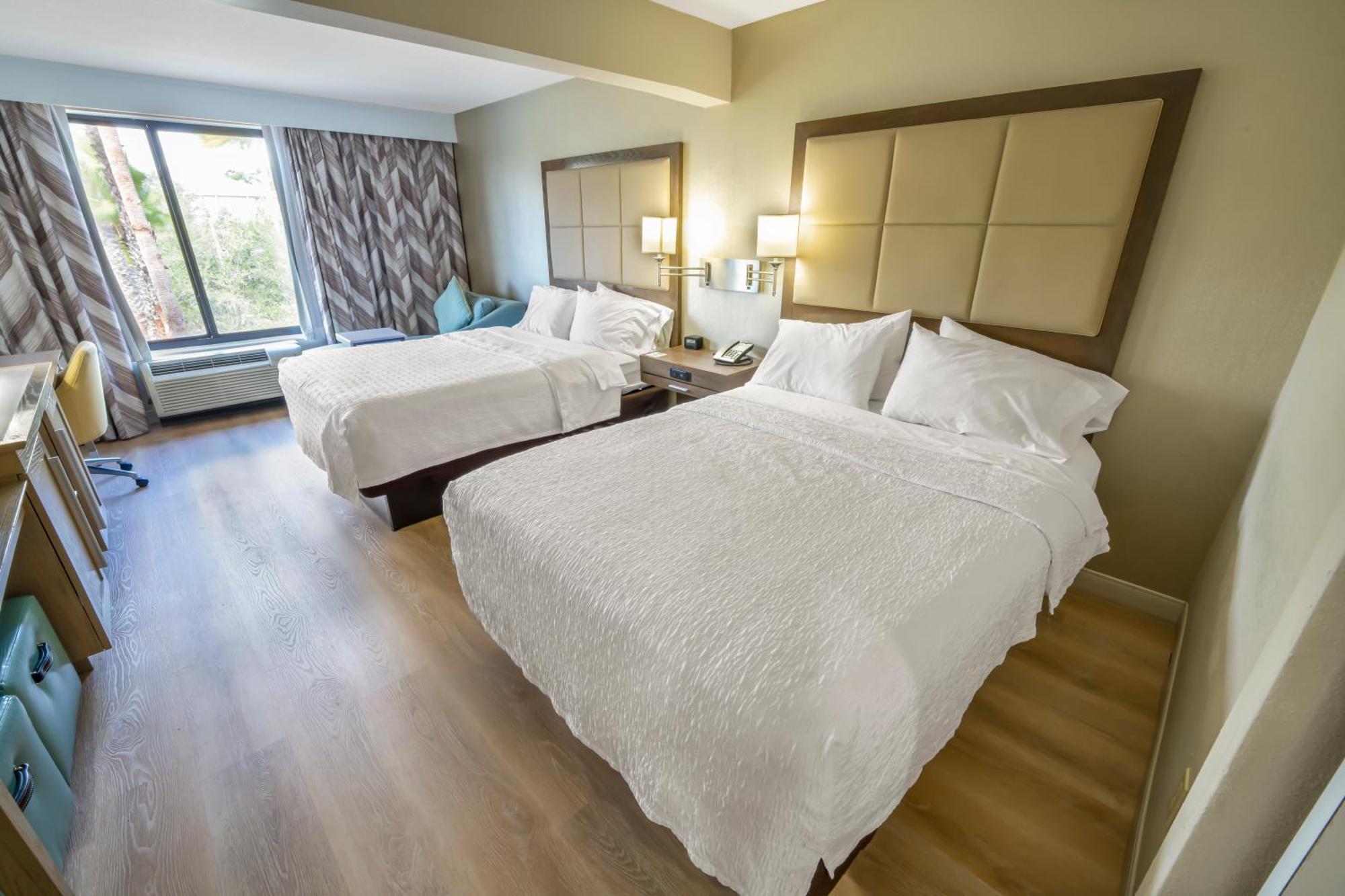 Hotel Hampton South/i-95 At Jtb 3*